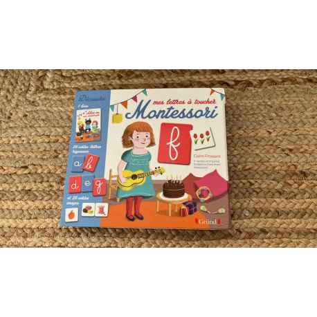 MONTESSORI Mes lettres à toucher
